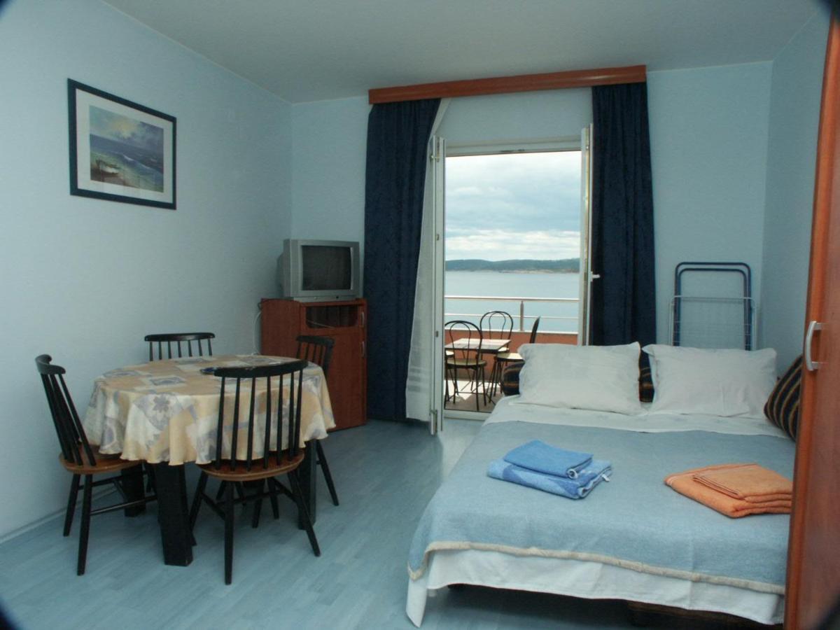 Apartments By The Sea Crikvenica - 2354 Extérieur photo