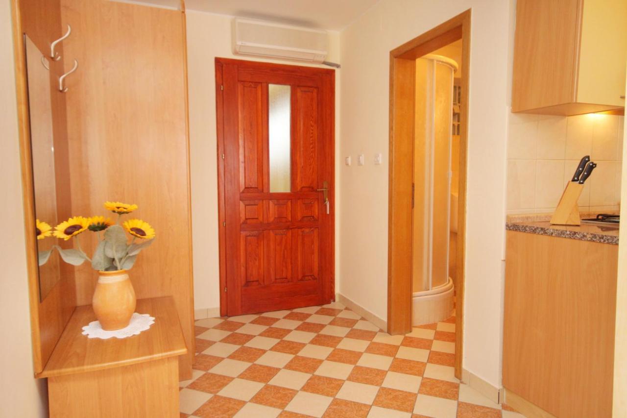Apartments By The Sea Crikvenica - 2354 Extérieur photo